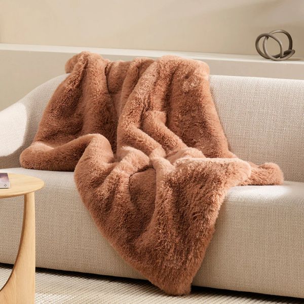 Baya Faux Fur Throw Pele Toasted Coconut | Allium Interiors