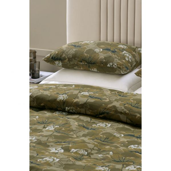 Bianca Lorenne Waterlily Olive Duvet Set | Allium Interiors