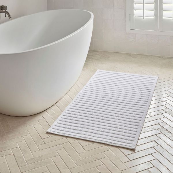 Baksana Bath Mat Double Nova Plush White | Allium Interiors