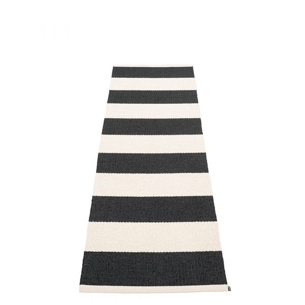 Pappelina Rug Bob Black & Vanilla | Allium Interiors