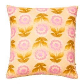 Bonnie And Neil Cushion Twiggy Pink