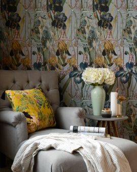 Mind The Gap Wallpaper Fleurs D'Iris Aquamarine