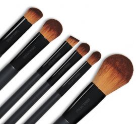 Otis Batterbee Brush Set Total Face Peach